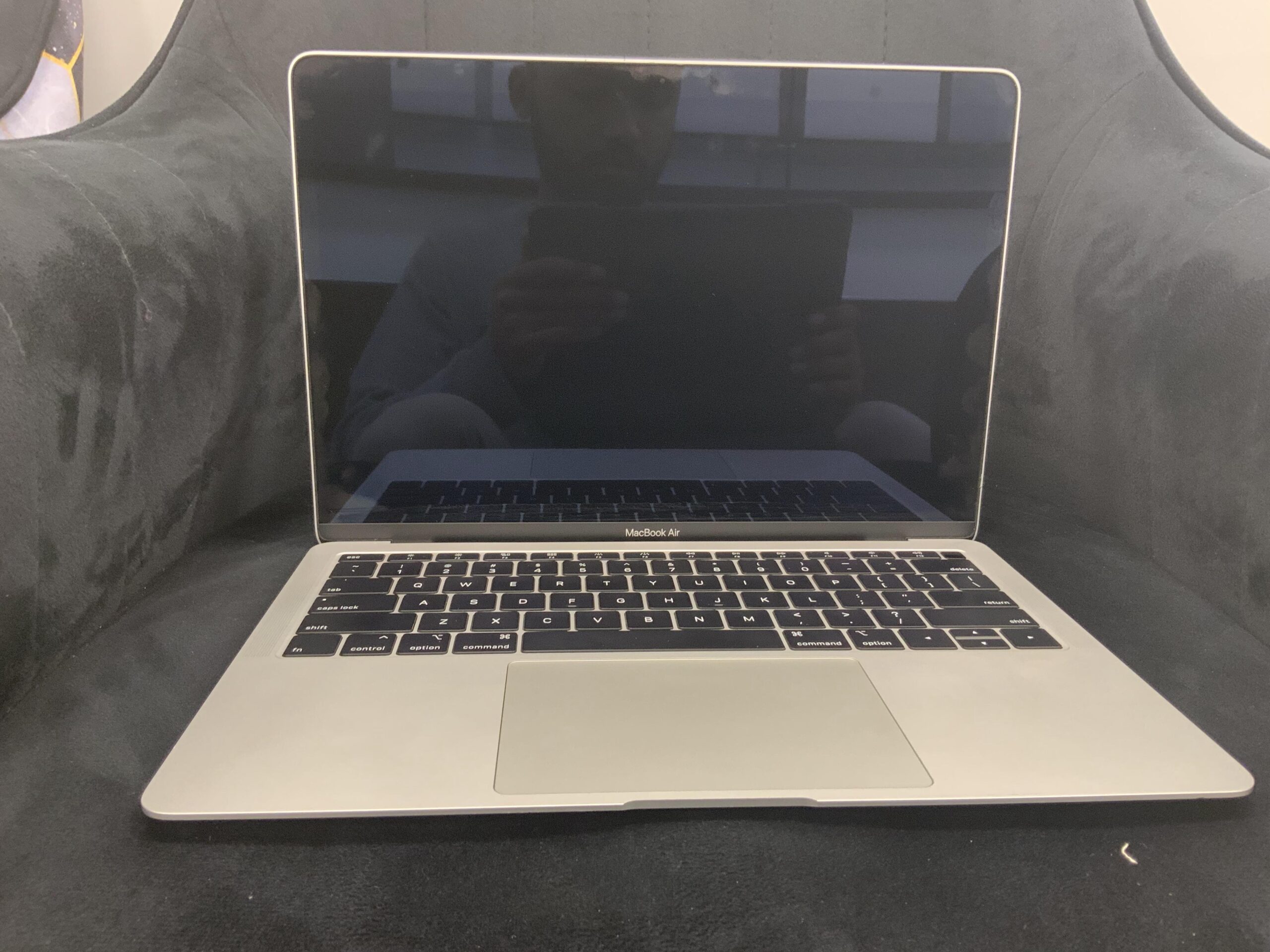 used-macbook-air-2018-1-scaled